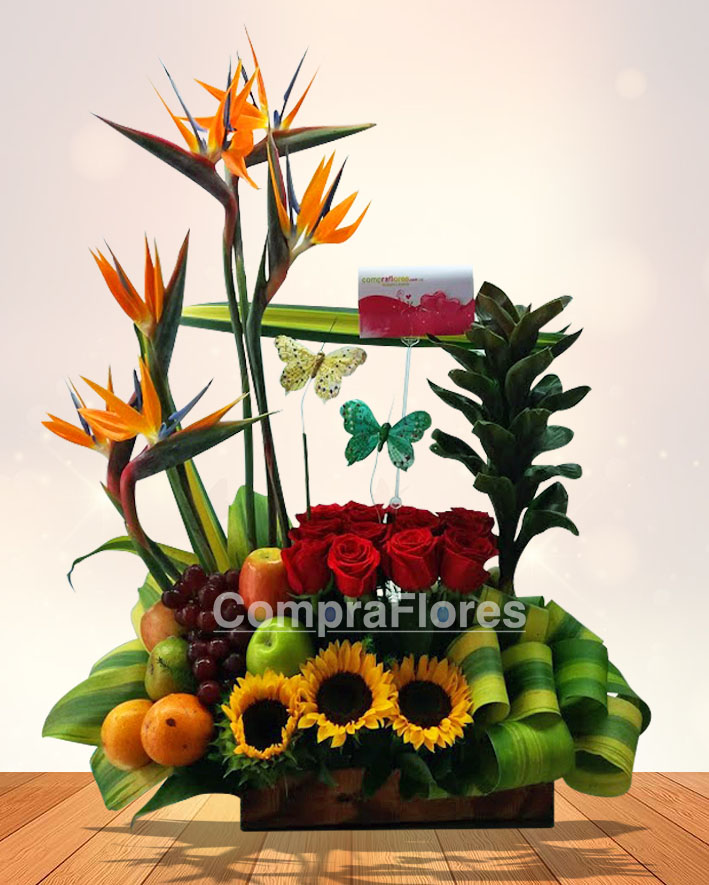 mariposa por ti arreglo frutero 